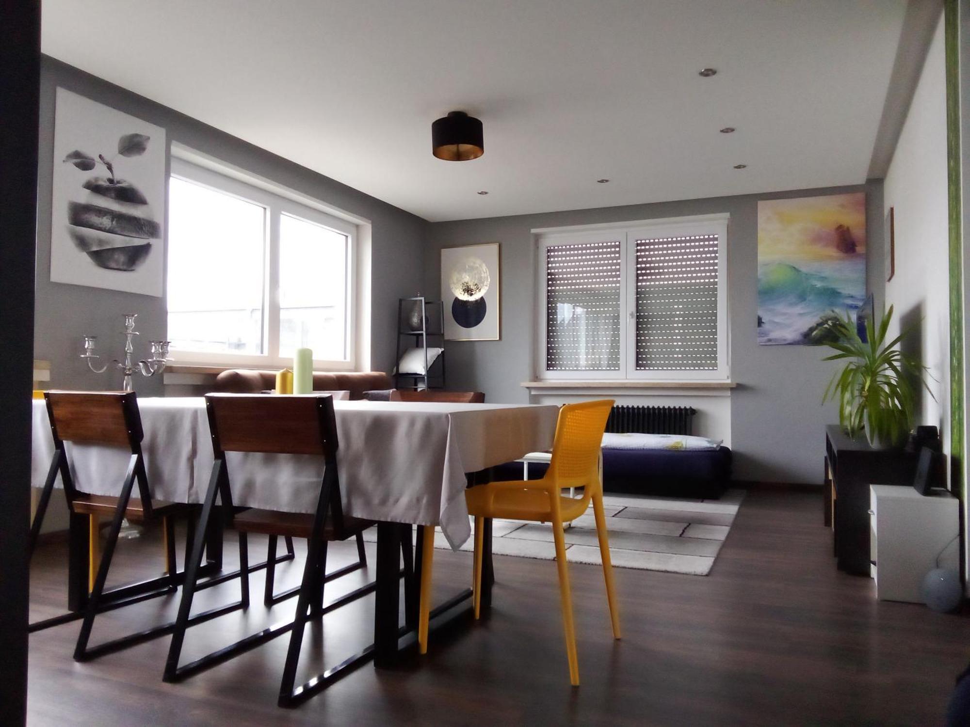 Apartments - Geraeumige 95 Qm Mit Balkon Augsburg Buitenkant foto